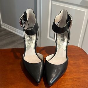 Michael Kors Black Leather Heels Size 8